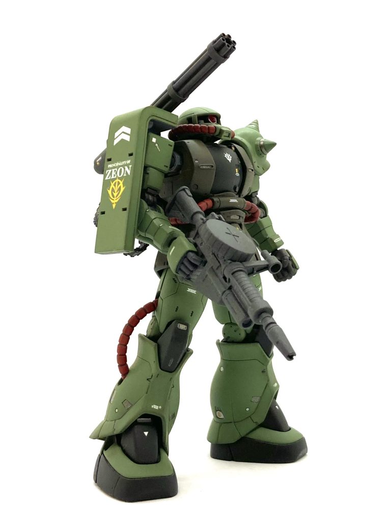 このキット…  というか、オリジン版ザク全般ですが、ちょっと出来杉君なところが玉に瑕ですよね。イジるところないんだもん。