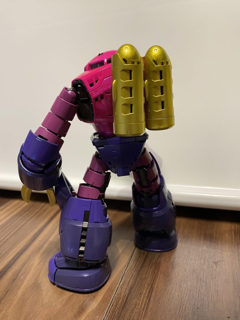 何か悪役に居そう。