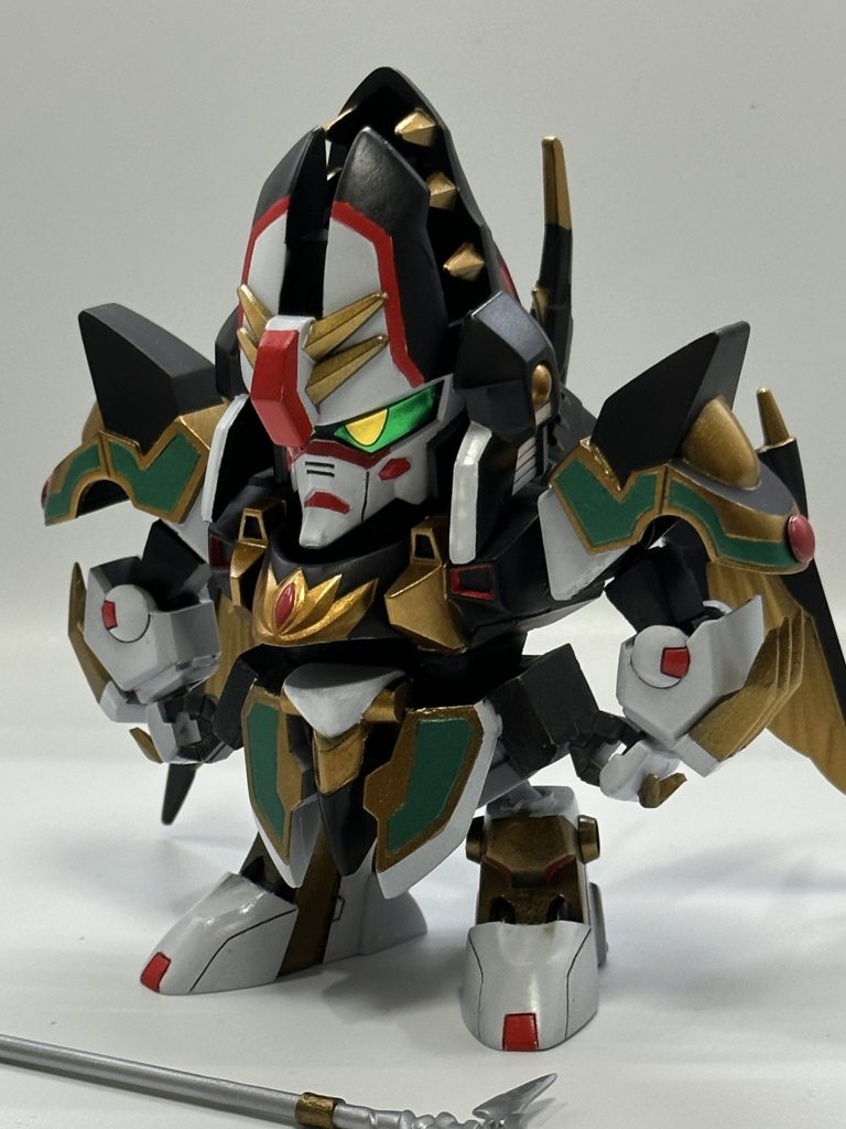 機兵モードこの状態のプロポーションは自画自賛ですがとても良く出来たと思います。