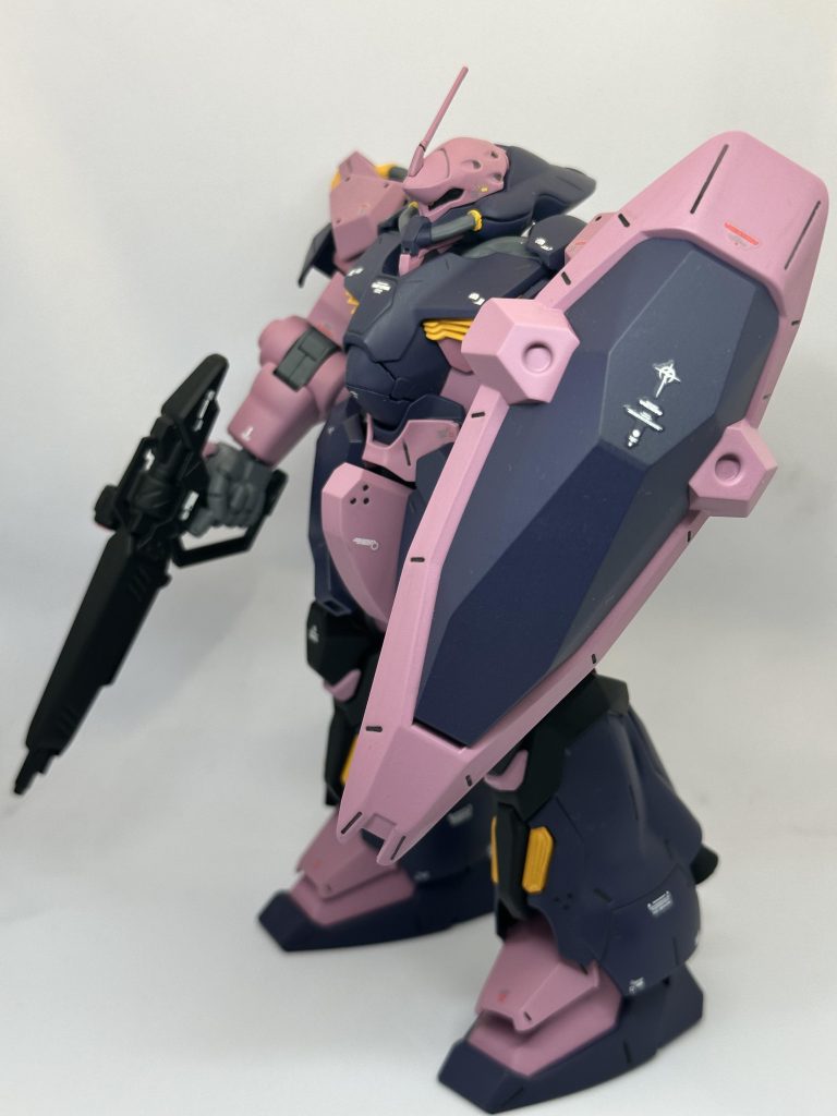 映画ではエメラルダが搭乗しました。