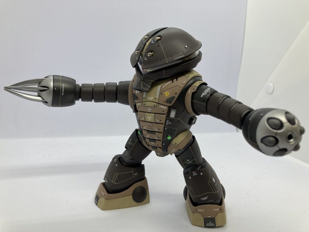 デカールはやや多め！