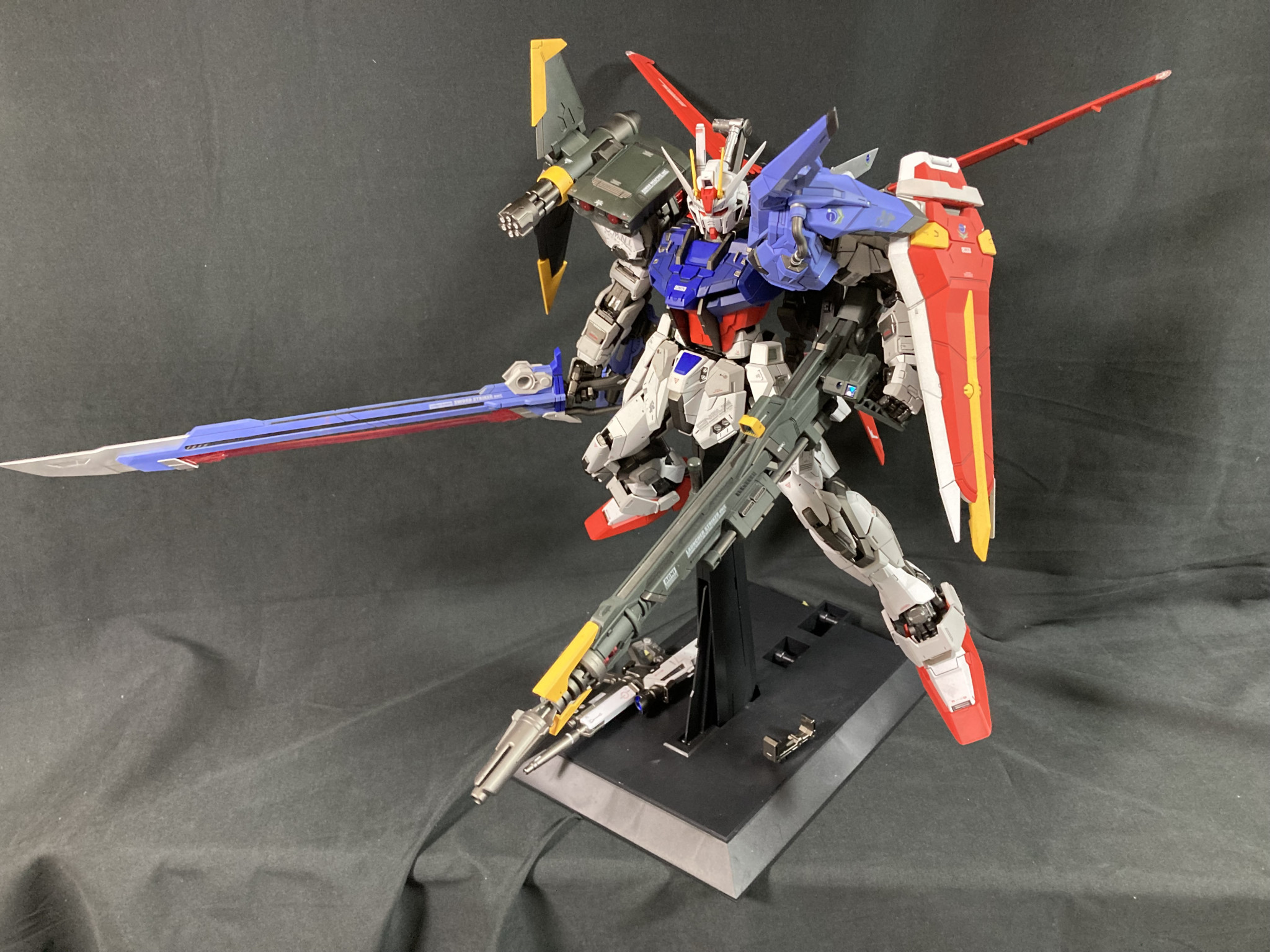 PG1/60 パーフェクトストライクガンダム 全塗装｜SOLIDさんのガンプラ