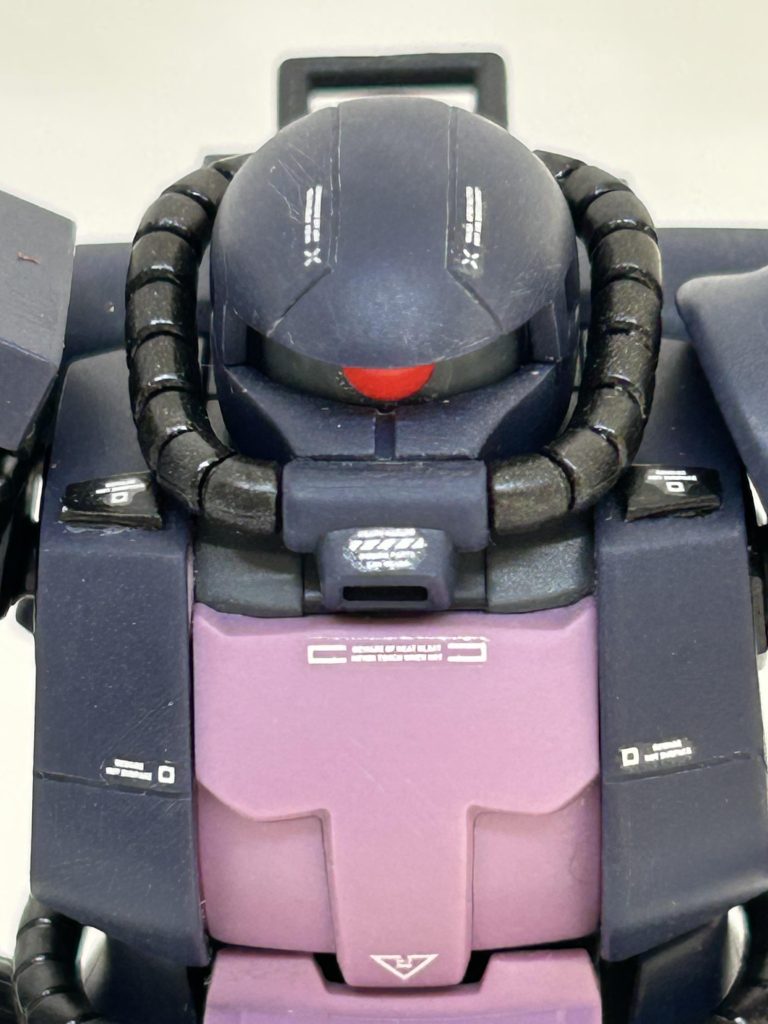 Hアイズ化したモノアイも丁度良い赤になりました。