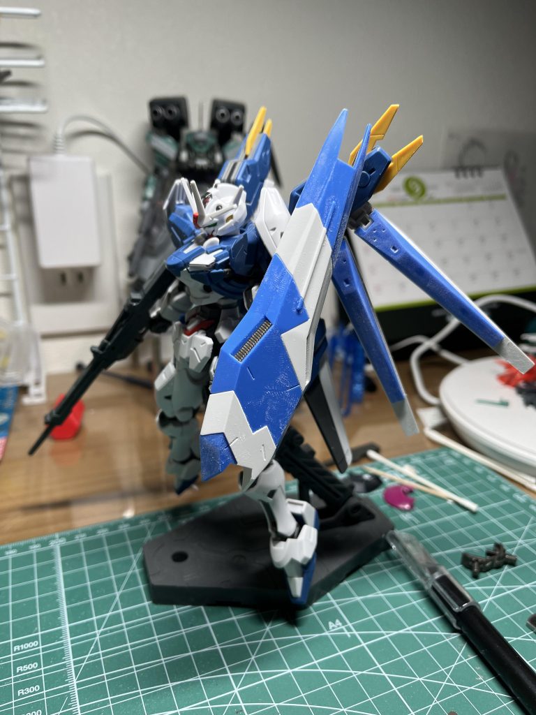 家にあったジャンク品を軽くミキシングしてフィニッシュさせる予定でしたが、思いのほかよかったので塗装頑張る方向へ転換しました。