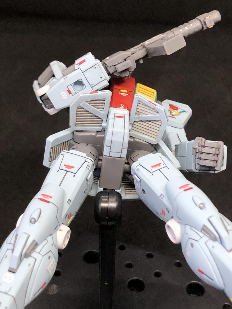 こちらはアーマーの裏打ち。これも足裏と同じで普段は見えないのてすが、ちらりと見えた時に効果を発揮します(多分)。