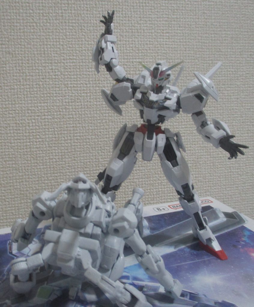 デマー「しまったっ！、ライフルの爆風が強すぎ、はっ！！」スレッタ「もうっ、いきなり訳分かんないこと言って、襲い掛かってきて、いい加減ーー」