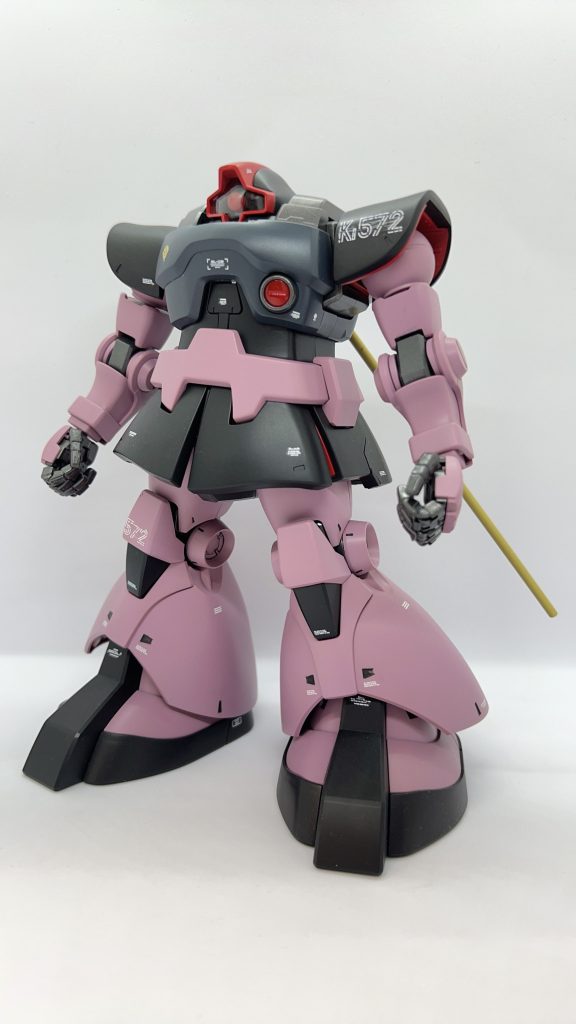 パープルがほとんど成形色になってしまいました。