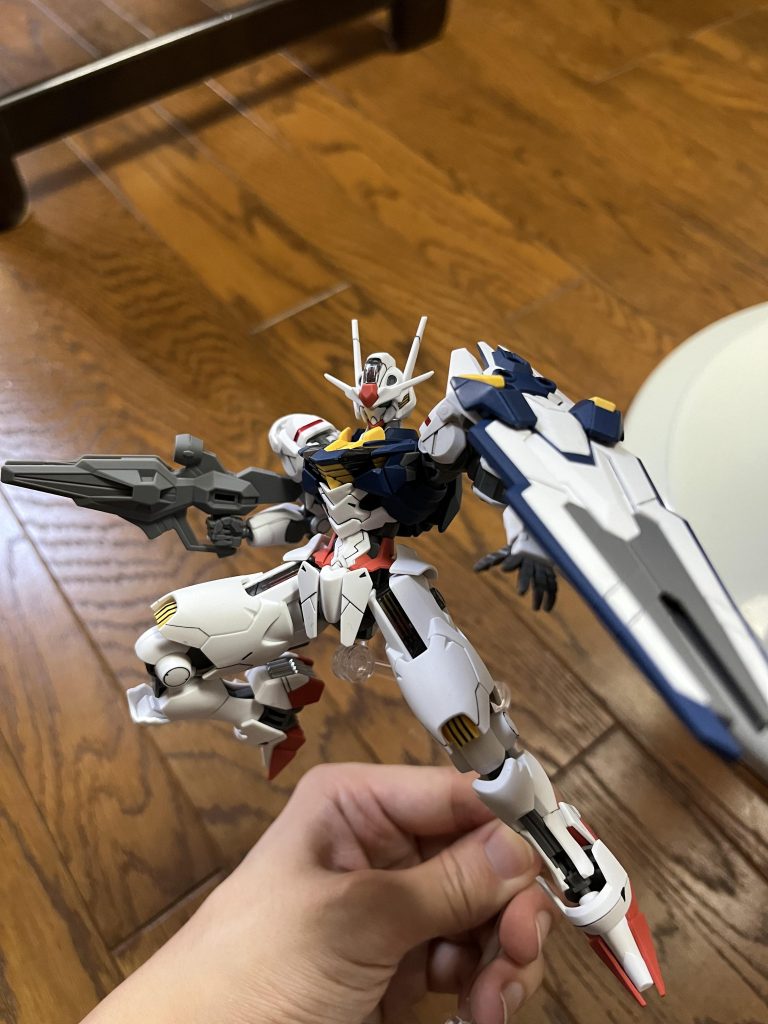 原作の色より落ち着いた色に見えるけど自分はこれくらいが好みなので満足です。また気が向いたら塗装しようと思うくらいには楽しめました。