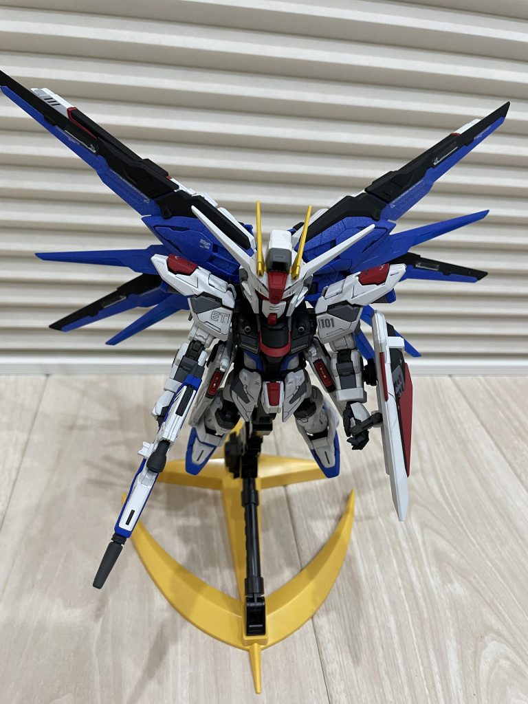 初めて全塗装をしたキットです。