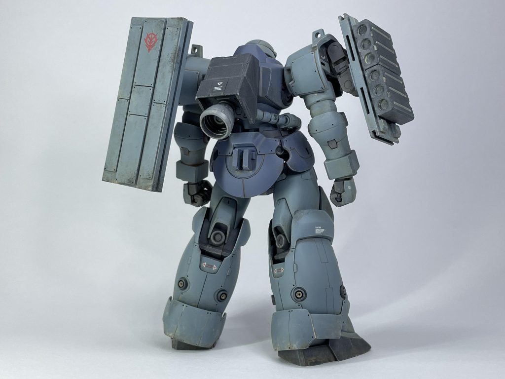 ビルダーズパーツらを集めて取り付けてます。