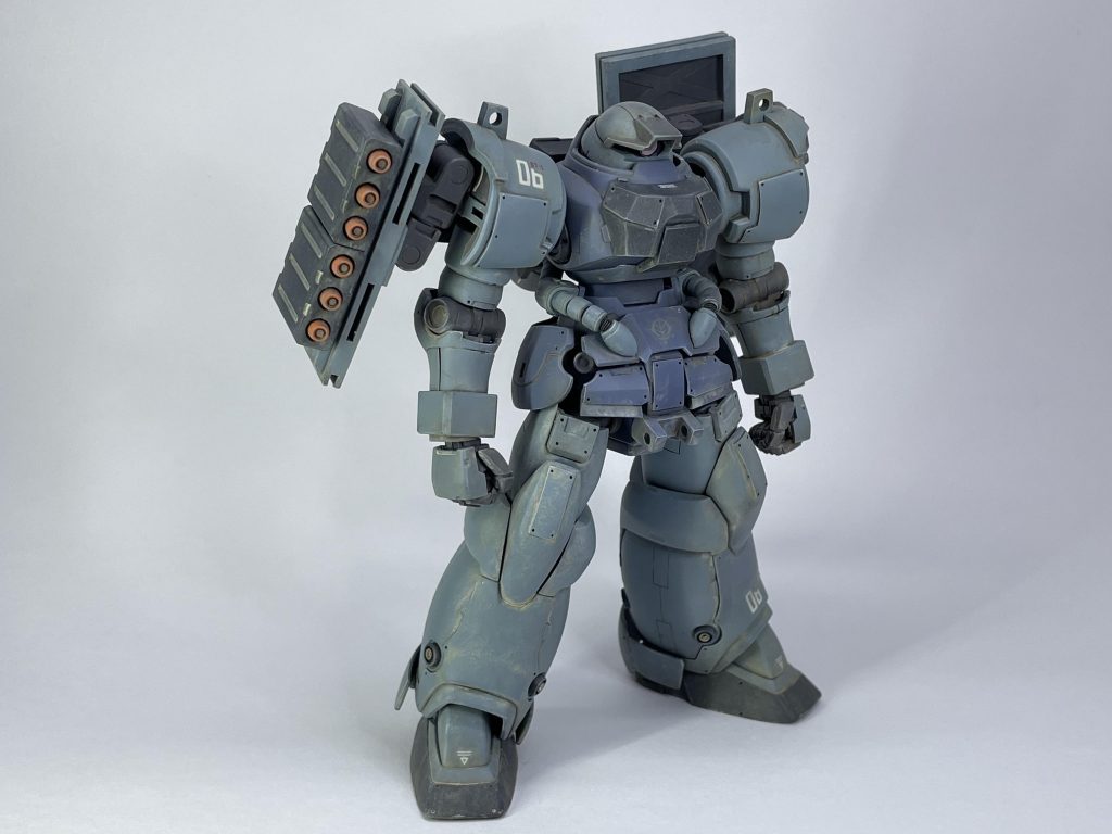 お気に入りのカラーを調色してたら、グフカスカラーになりました💧それとは違う色でと考えてましたが、たどり着いたのはそこでした💧