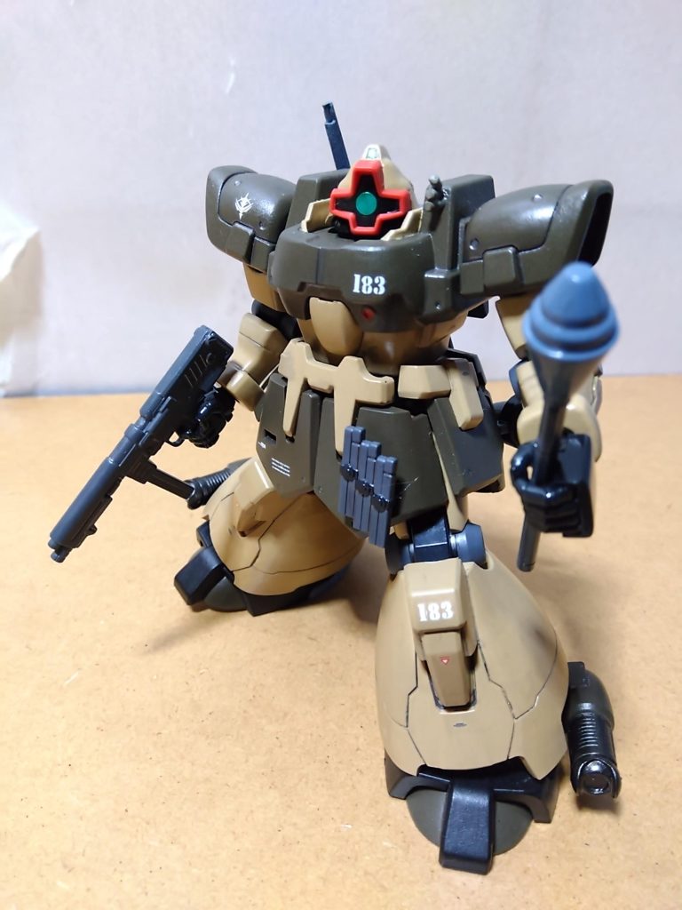 　シュツルムファウスト装備です。　この武装も、大抵のドム系、そしてザク系に似合う武装ですね。