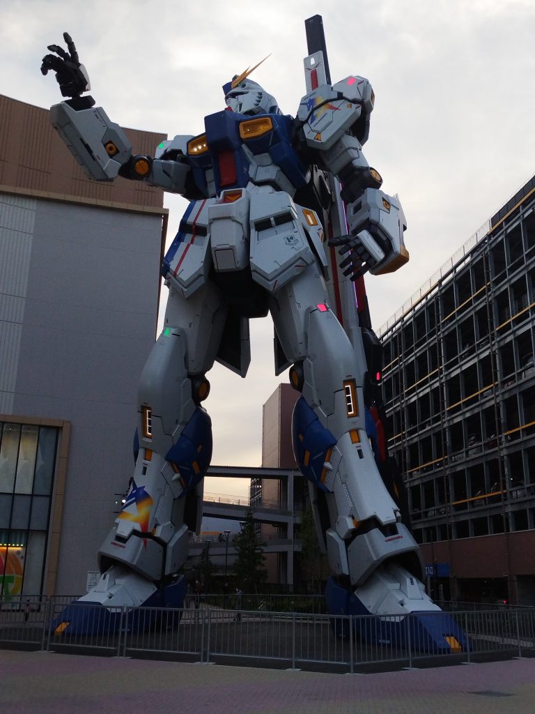 こんな感じで2日間のガンダム尽くしの福岡旅行を4月に行ってきました!大宰府とかも行って梅ヶ枝餅が美味しかったな〜