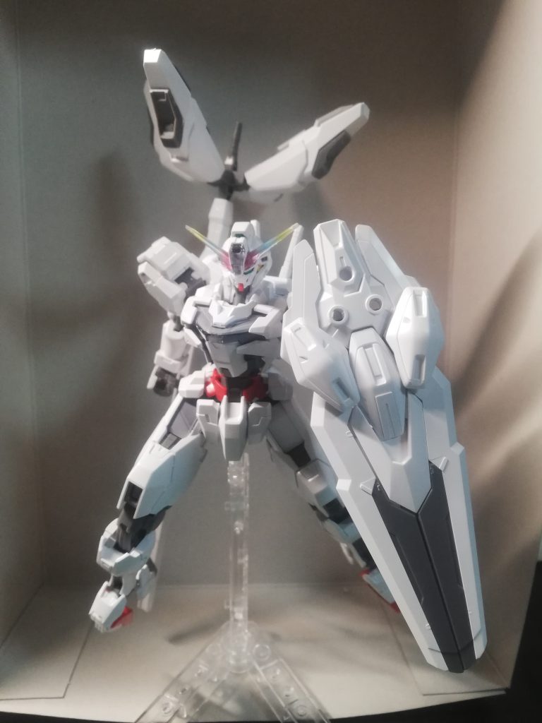 まずはパチ組でポージング！