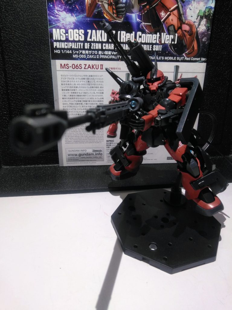 ｢《対艦ライフル》を艦艇に向け狙い撃つ｣の図❗😂このライフルがお気に入りで｢意地でも装備｣させようと奮闘しました😊　　　　　　　　　　　　　結果、機体バランスが破綻です😭