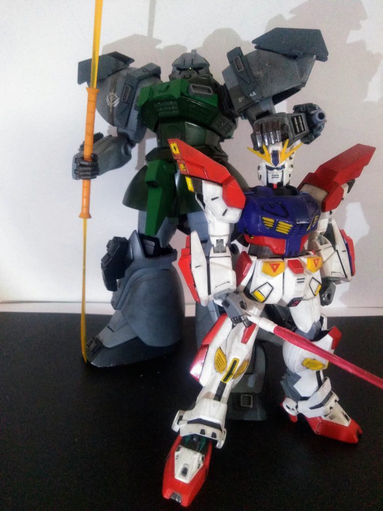 ｢F 90 Ⅱ｣ は｢ゲルググ｣の腰位の身長この身長差はエグいですね🤣　　　　　　　　　　　　　　　　　　　　　　　　　　　でも｢チッサイ主人公がデッカイ敵を倒す❗｣というシチュエーションはアルアルですね🧐萌える🤤💞