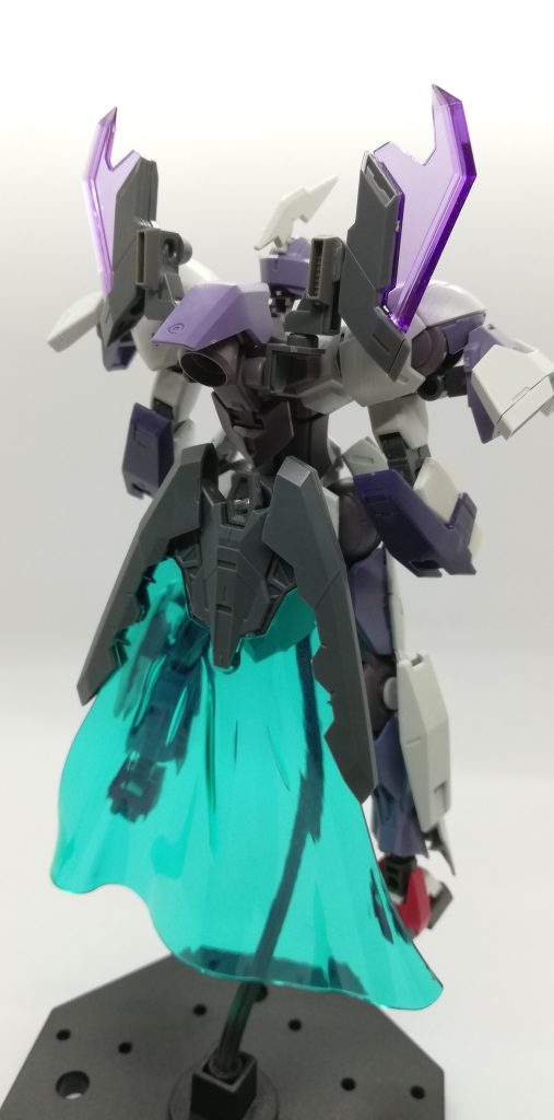 昔に制作した改造ガンプラ第14弾  ミカエリス セイクリッドリッター–3枚目/制作者：リチウムイオン