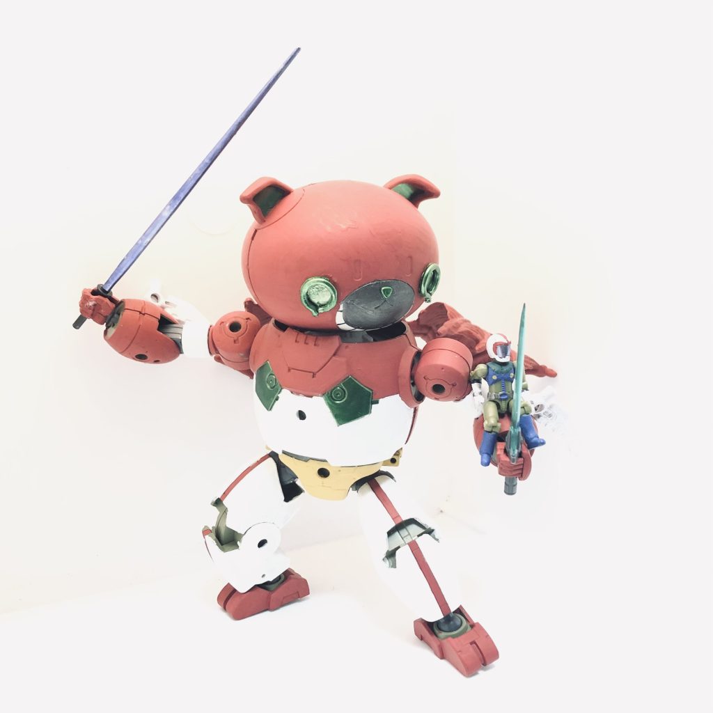 トマホークっぽい武器が、手持ちのジャンクパーツにはなかったのが残念です😞