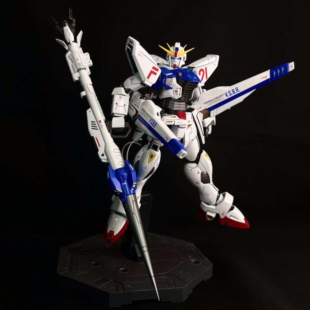 オリジナル武装のランスを装備。ただ先端をランスに変えただけですが