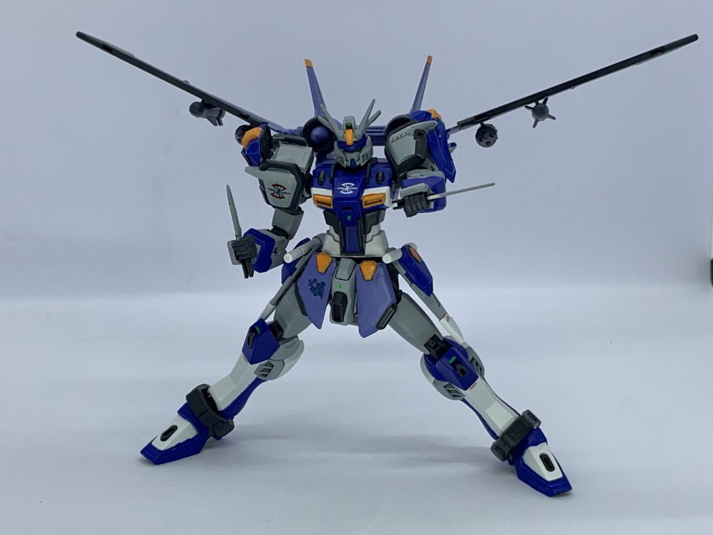 ①アーマーシュナイダー×2肩アーマーに収納されている近接実体ナイフ。RGストライクのサイドアーマーをデュエルの肩のように付けた。お気に入り。