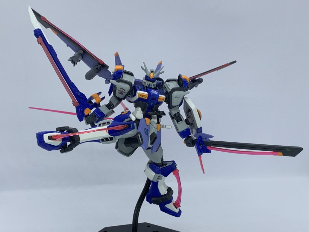 ⑦グリフォンビームブレイド×2⑧グリフォンビームブレイド2×2コロッセオジョスターのウイング部に⑦、脚部に⑧が搭載されている。これに加え各ビーム兵装を同時一斉展開する「ハイマットフルスラッシャー」が可能。但しバッテリーの関係上多数の敵に囲まれた際等の緊急脱出及び最終手段である。