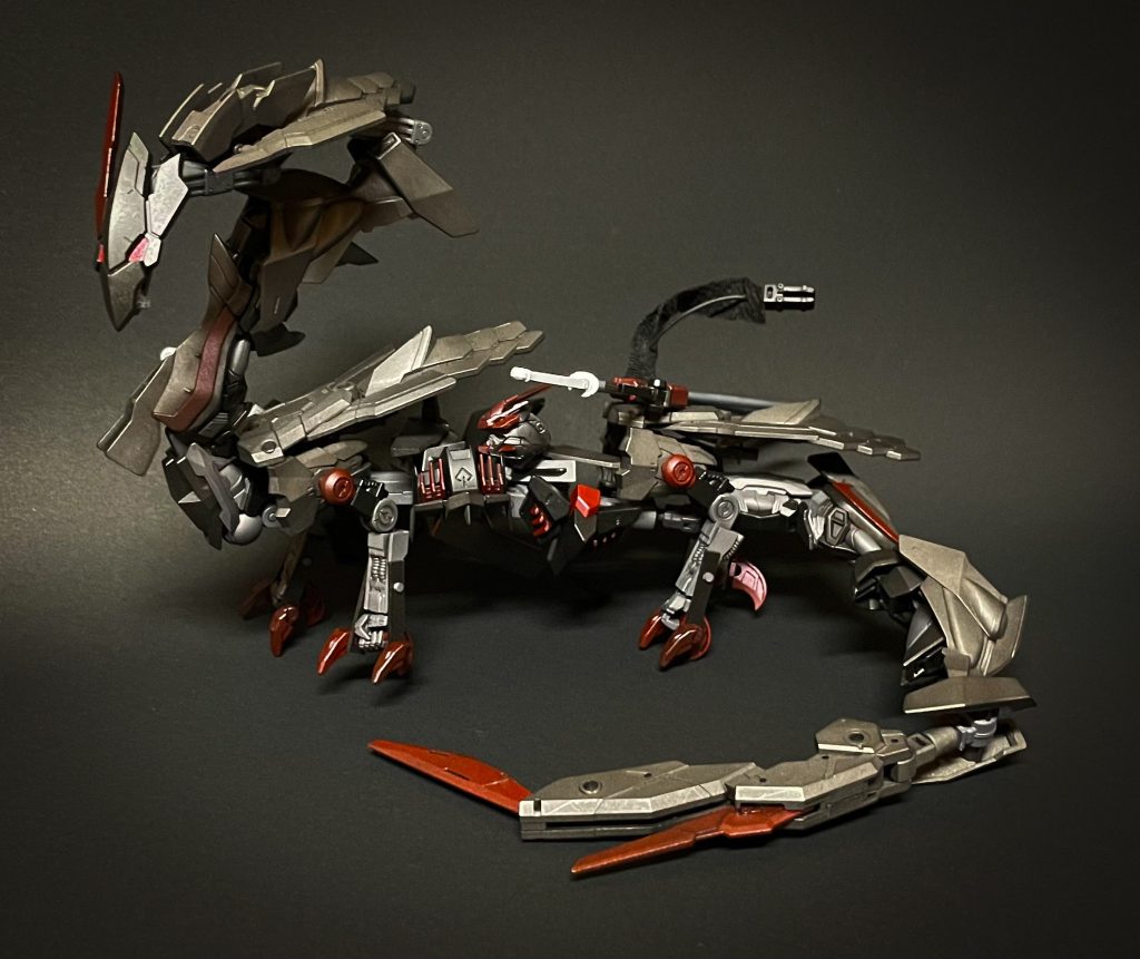 変形絡繰 伏龍ノ型密かに仕事まれた変形絡繰。龍の様に空を翔けるようになり、天に昇る昇竜が如く戦場を支配する。