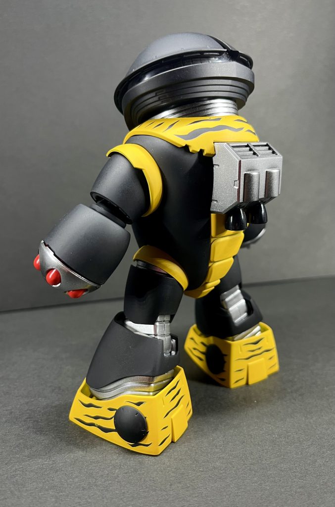 ずんぐりむっくりな後ろ姿萌える笑