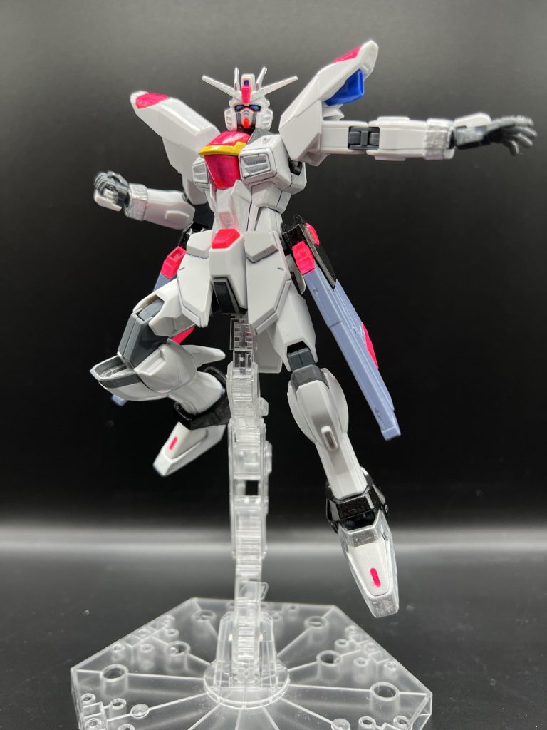 作品名：<p>フリーダムガンダム ミホノブルボン専用機 バックパックは現在作成中</p>