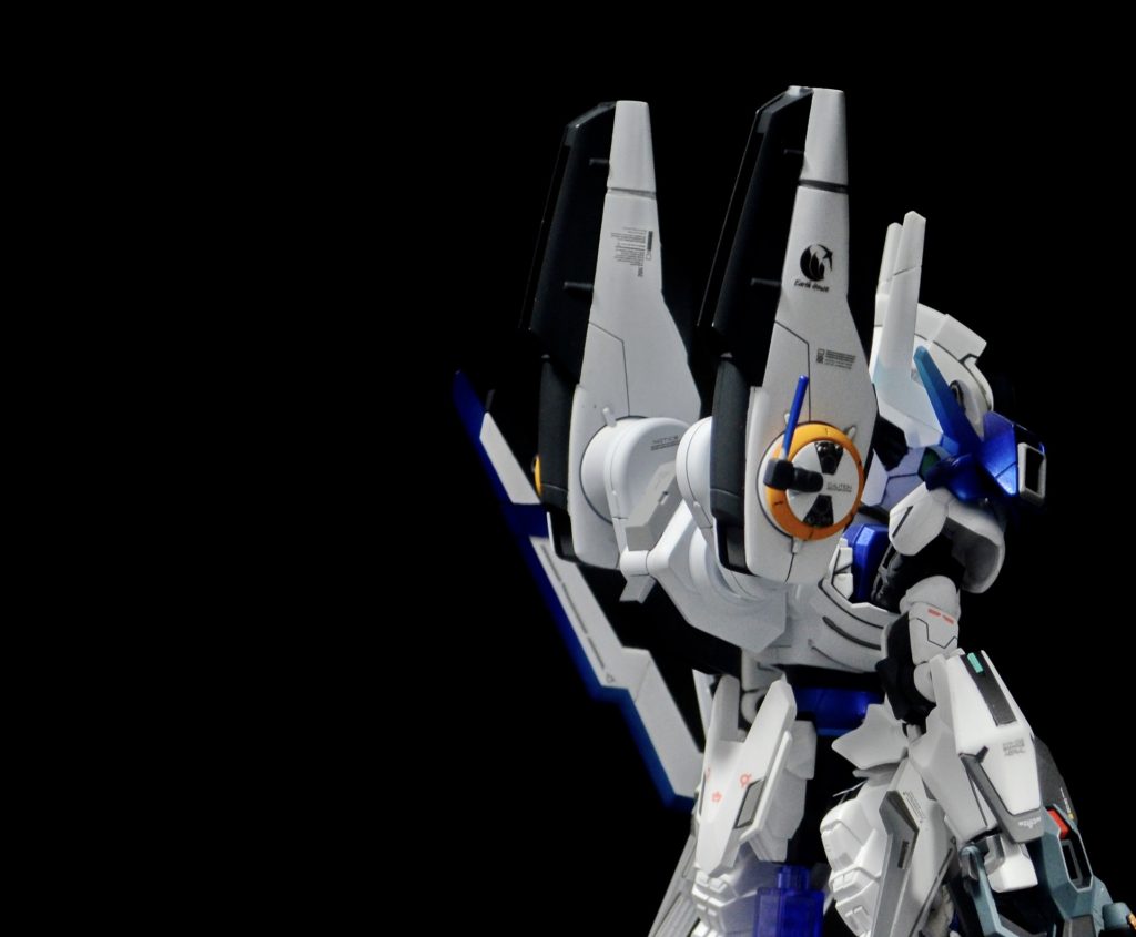 フライトユニットもキャリバーンを意識したカラーリングに。