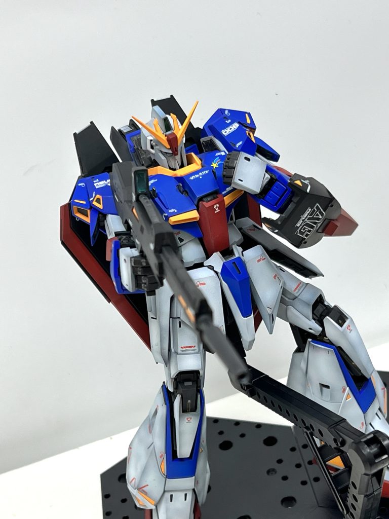 ビームライフル。メガビームランチャーがついてないのが残念。