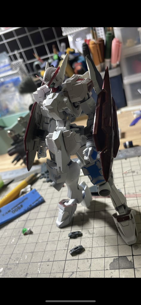 サフ本当はシールド2枚で殴る予定でした射撃武器も内蔵させたかったけどアイディアが浮かばなかった