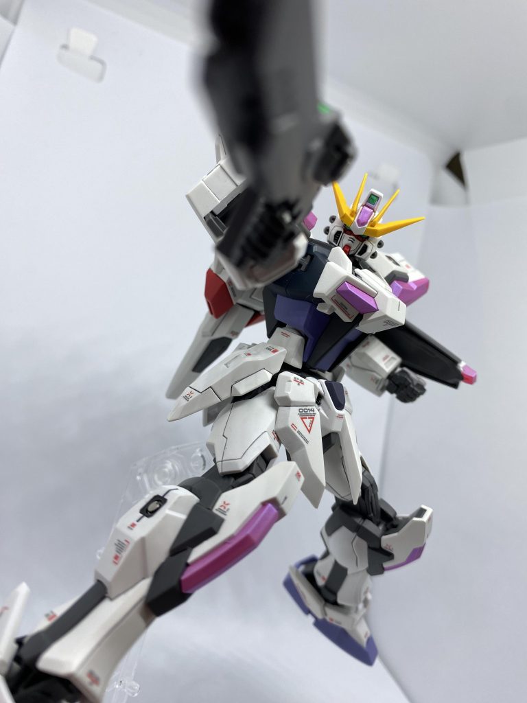 フル装備。ストライクがベースだからか非常に好きなフォルム」(。Д。」)