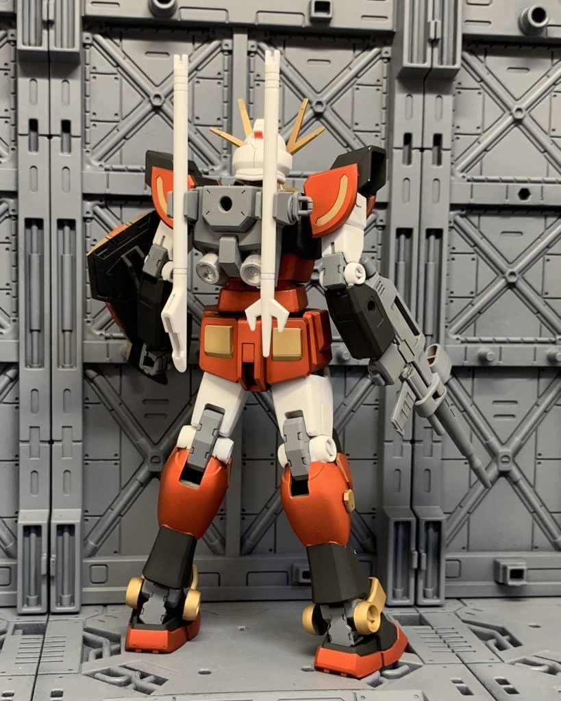 バックパックと脚には穴を開けているので隠せるように蓋パーツも用意してます