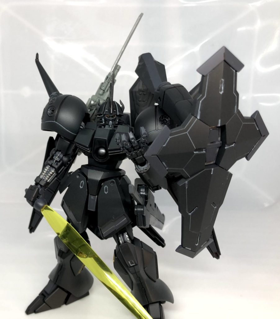 名前の通り黒騎士感を出したかった！