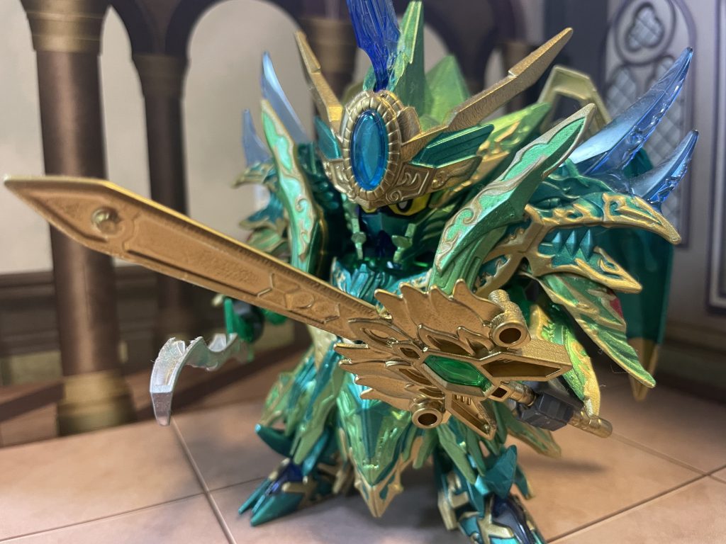 風属性ということで武器は羽扇。孔明様から。