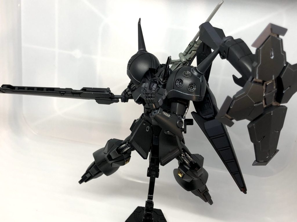 このポーズすき。