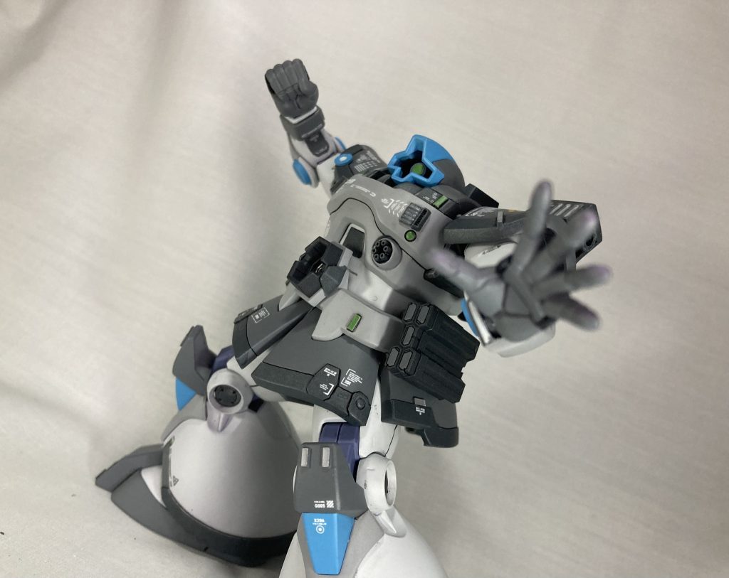 拳やっぱドムは拳で殴るのが似合う