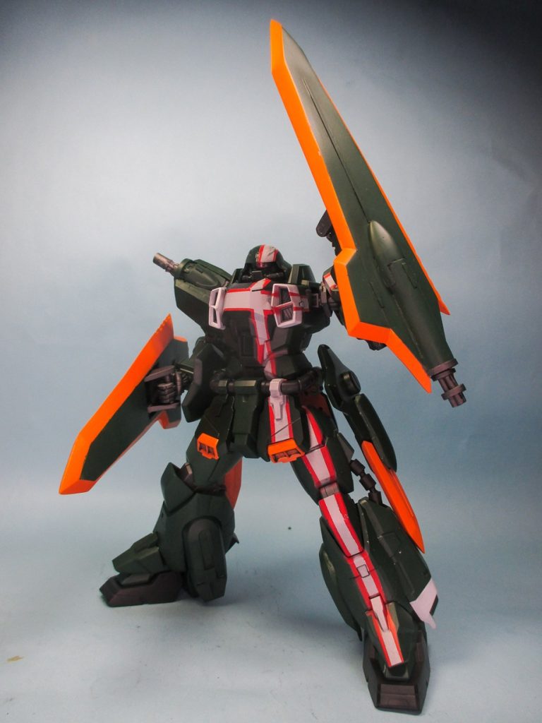 マディガン専用ザク–3枚目/制作者：堺・悠一