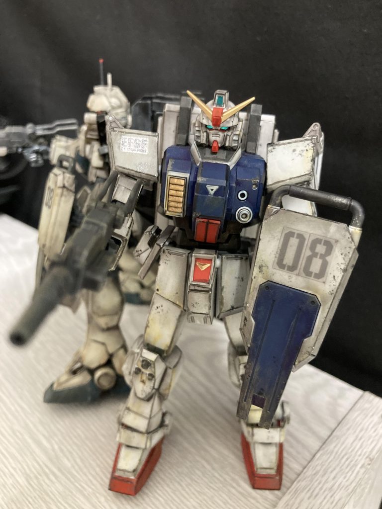 Ez-8 & 陸戦ガンダム–4枚目/制作者:小人