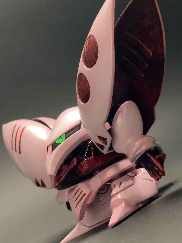 美麗系塗装は普段あまりやらないのですが、キュベレイは美麗が似合うと思ってチャレンジしてみました。色々試して行きたい所存です✨️