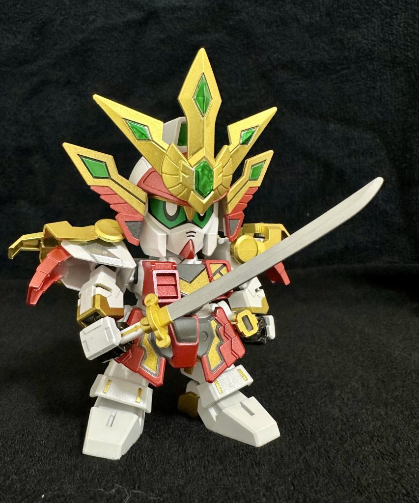 日輪剣を持ってのポージング。カッコいいですねぇ。