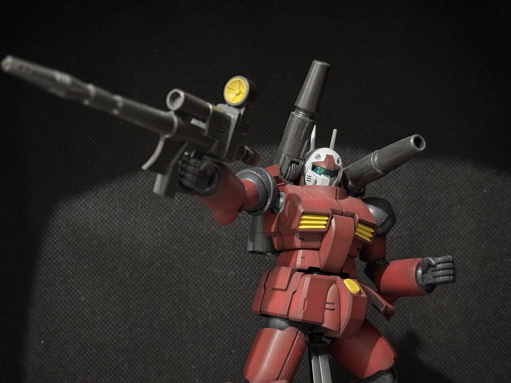 可動も全然よく、構造がシンプルなのでおすすめの機体です!もうそろそろ次のキットを作り始めないと投稿ネタが無くなってしまいますね、、、。