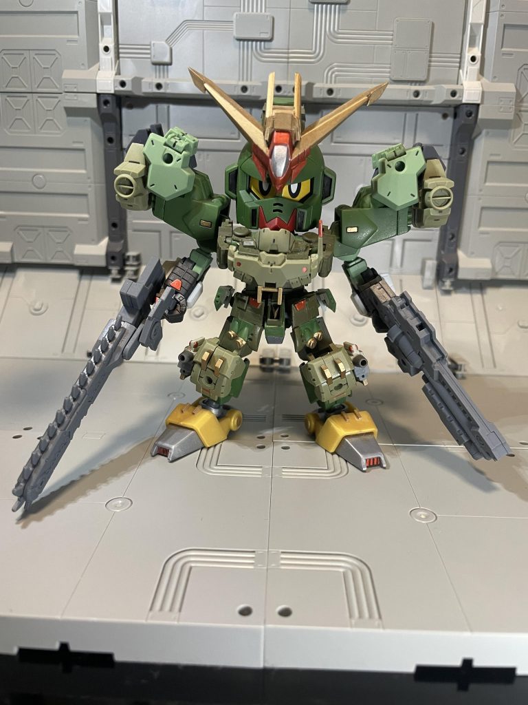 今回武装は30MMの武装にしました。つや消しで吹いただけですが、何となく雰囲気に合ってると自分では満足してます。