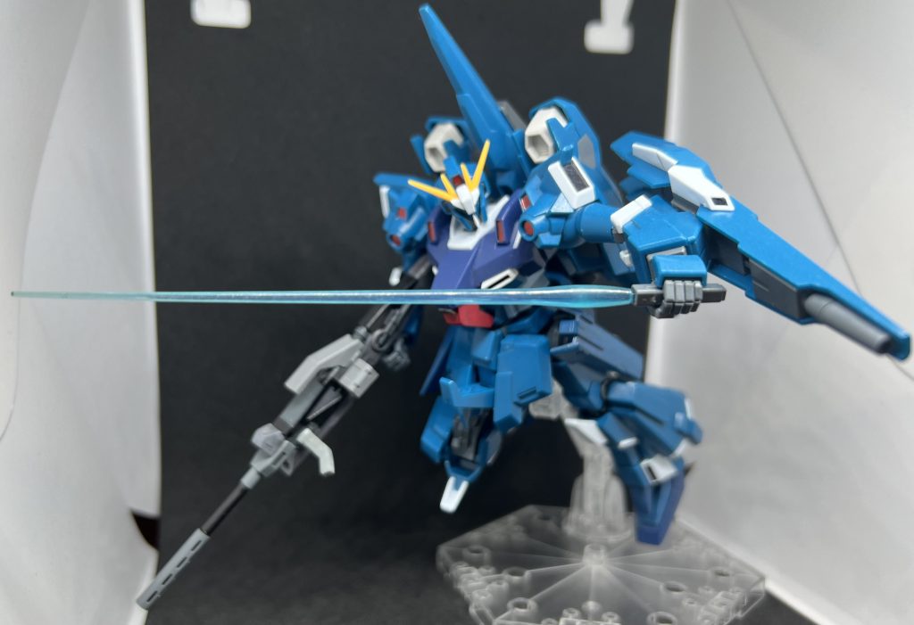 サブ3［ビームサーベル］青いビームってかっこいいですよねs然りゼータプラス然り特別感を感じます。持ち手は見つからなかったためゼッツーのものを使用しました。