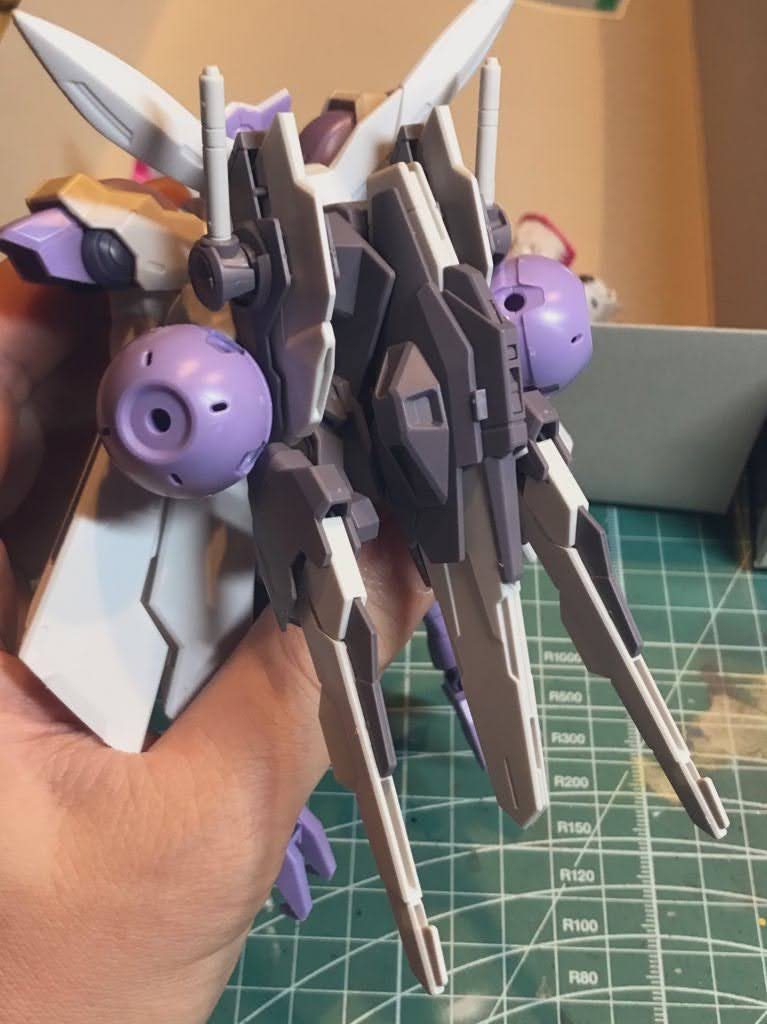 バックパックを仮付けしました。この時点でロマン爆発です。