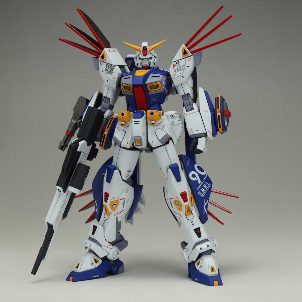 ライフル装備。MG化に伴い最も変化したのがライフルの大きさではないでしょうか。というかデカい。