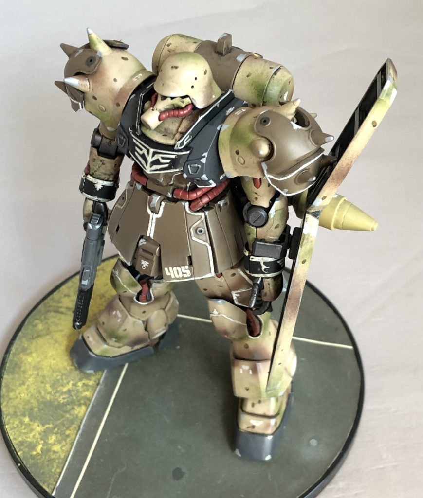 ショッキングピンクのパチ組状態と比べると、見違えるように精悍になりましたw