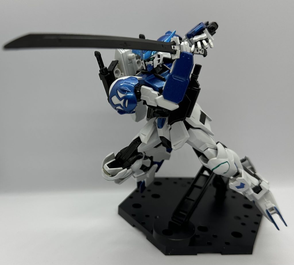 太刀鉄血25話の「コイツの使い方…やっとわかった」で太刀が好きになったのでコレは外せないハシュマルに付属する物を「ミカが使わねぇんなら俺が使う」と言わんばかりに持ってきました