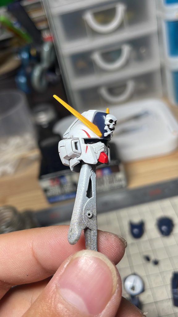 赤い部分はエナメル塗料で塗ってはみ出たところを拭き取りました✋簡単だしきもちぃ