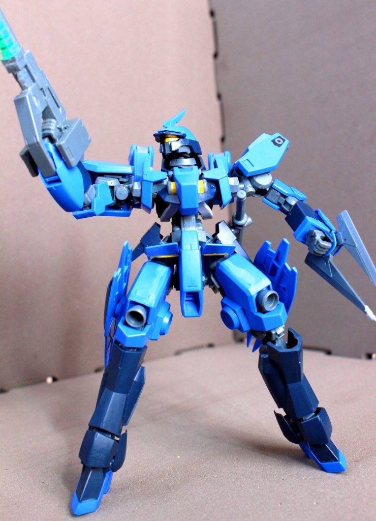 グレイズ系は踵のヒールが高いのでカッコイイポーズがなかなか難しいのが欠点ですね。